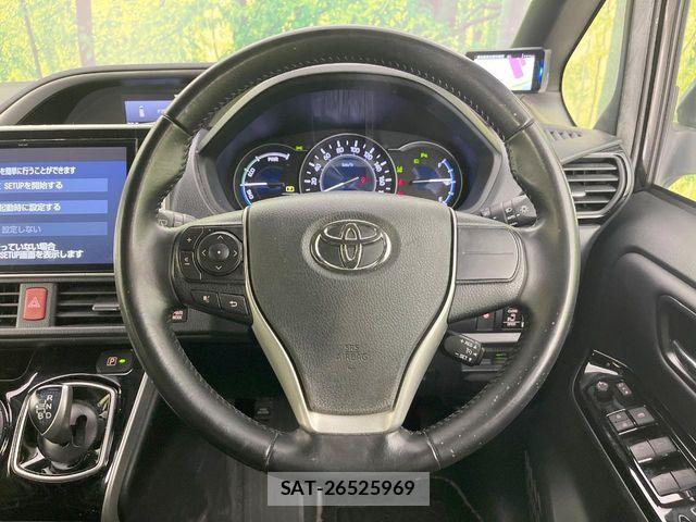 Toyota VOXY HYBRID 2021-03 8629710-11