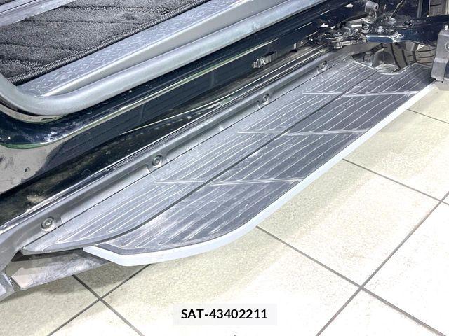 Toyota VOXY HYBRID 2024-10 8629682-6
