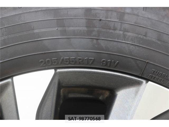 Toyota VOXY HYBRID 2024-10 8629701-12