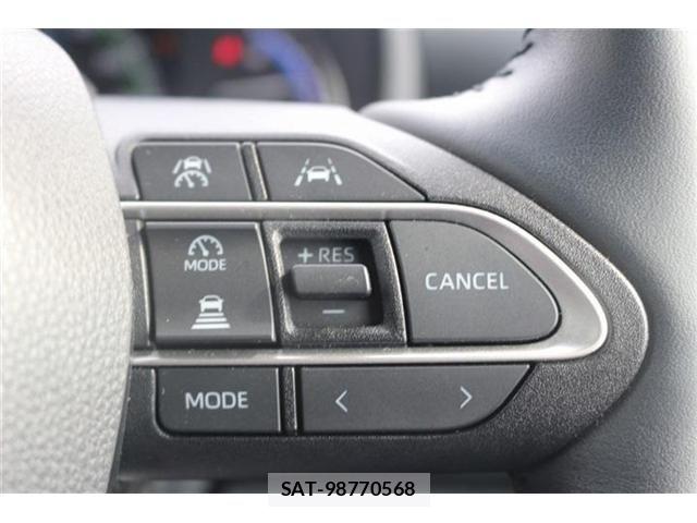 Toyota VOXY HYBRID 2024-10 8629701-29