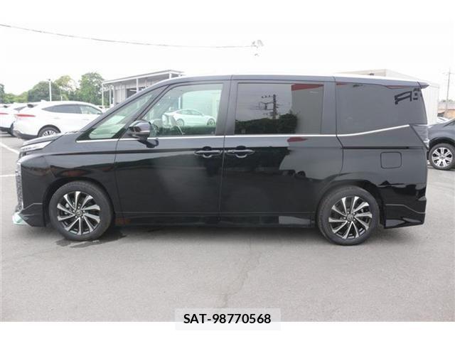 Toyota VOXY HYBRID 2024-10 8629701-5