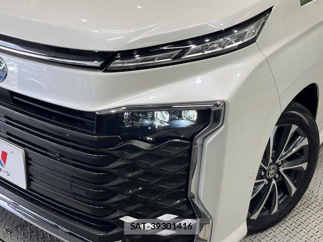 Toyota VOXY HYBRID 2022-10 8629695-13