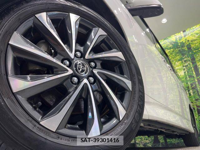 Toyota VOXY HYBRID 2022-10 8629695-14