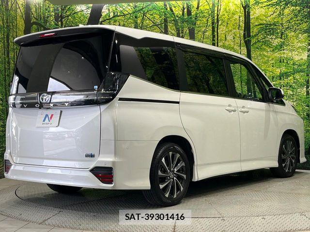 Toyota VOXY HYBRID 2022-10 8629695-17