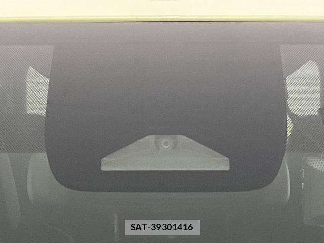 Toyota VOXY HYBRID 2022-10 8629695-7