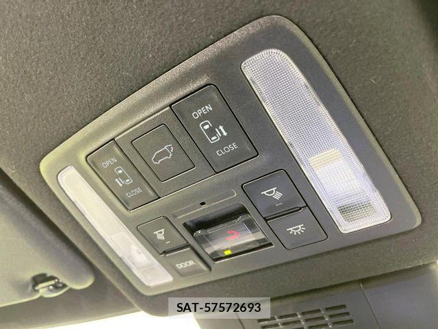 Toyota VOXY HYBRID 2024-11 8629692-3