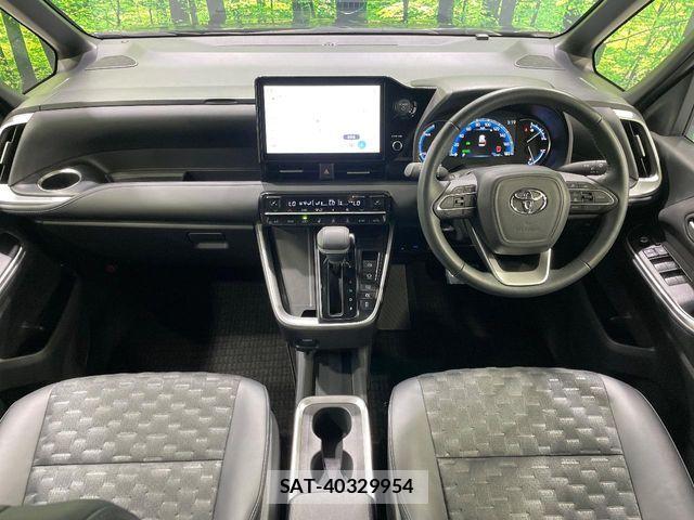 Toyota VOXY HYBRID 2025-02 8629679-3