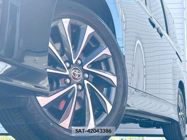 Toyota VOXY HYBRID 2023-04 8629703-17