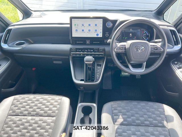 Toyota VOXY HYBRID 2023-04 8629703-1