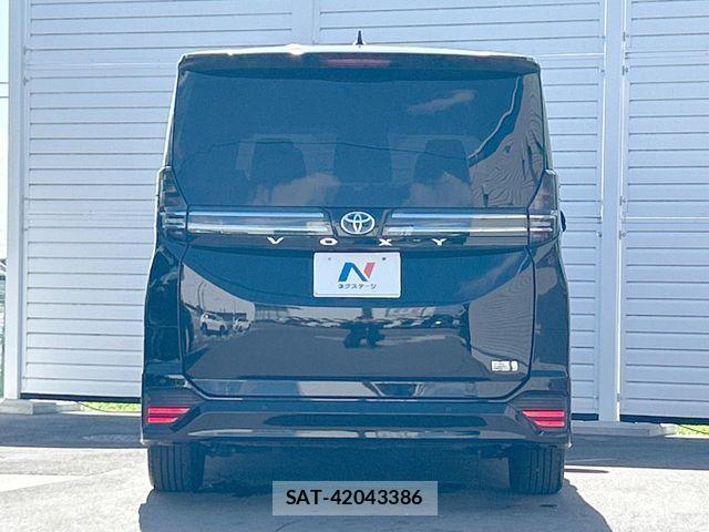 Toyota VOXY HYBRID 2023-04 8629703-19
