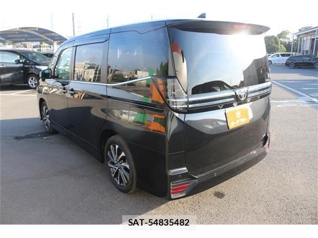 Toyota VOXY HYBRID 2025-10 8629696-10
