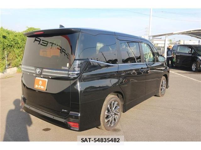 Toyota VOXY HYBRID 2025-10 8629696-12