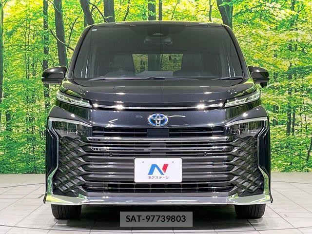 Toyota VOXY HYBRID 2023-09 8662356-14