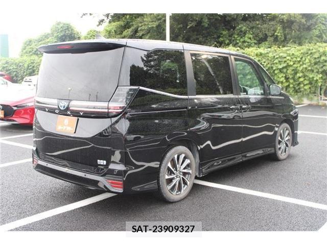 Toyota VOXY HYBRID 2023-05 8662359-9
