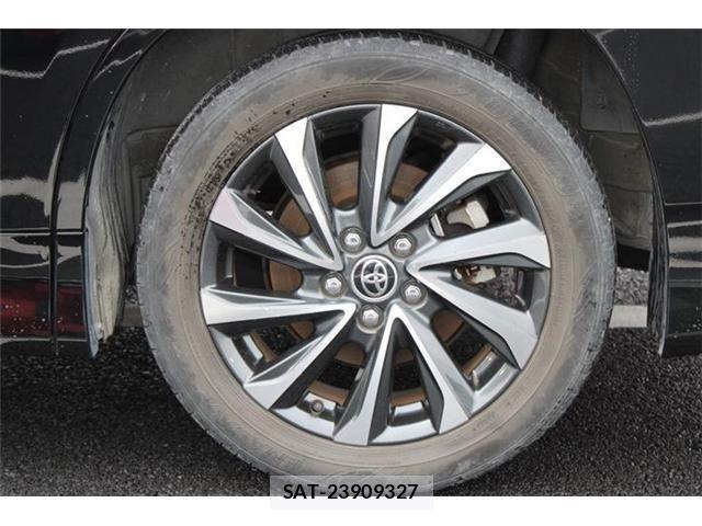 Toyota VOXY HYBRID 2023-05 8662359-26