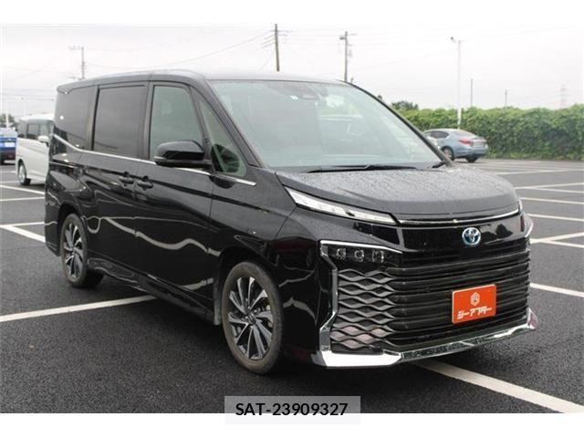 Toyota VOXY HYBRID 2023-05 8662359-7