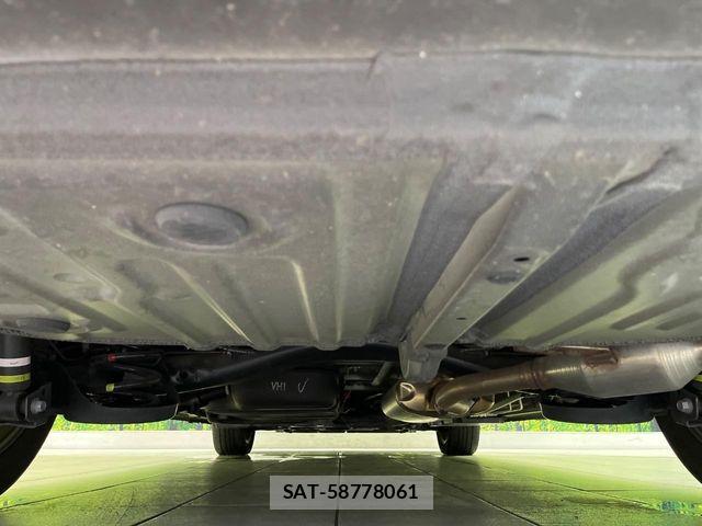 Toyota VOXY HYBRID 2023-05 8662357-19