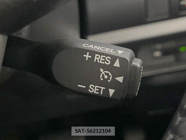 Toyota VOXY HYBRID 2020-06 8662365-6