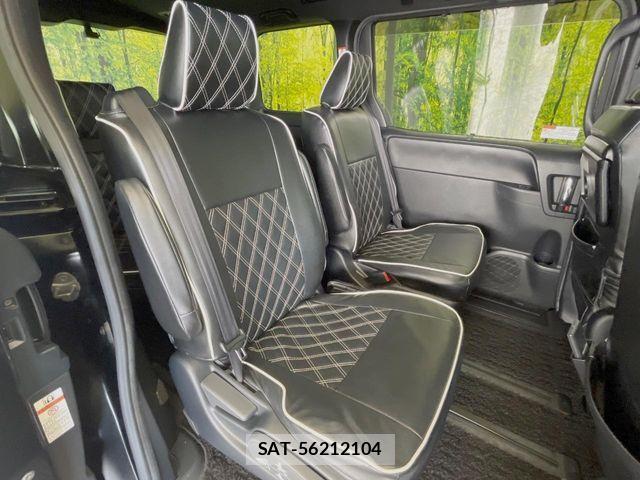 Toyota VOXY HYBRID 2020-06 8662365-8