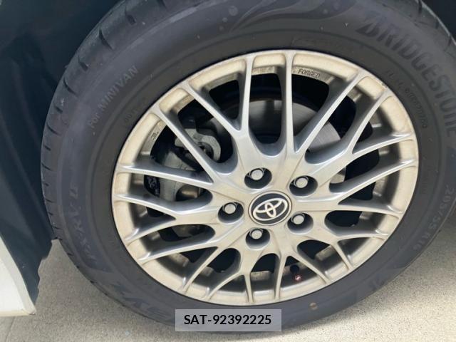 Toyota VOXY HYBRID 2020-10 8667133-9