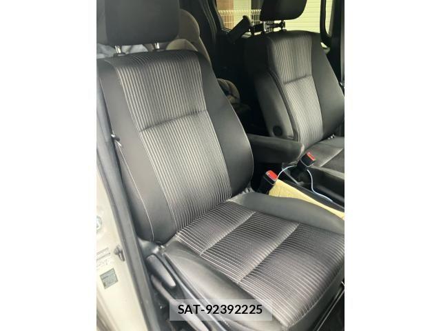 Toyota VOXY HYBRID 2020-10 8667133-18