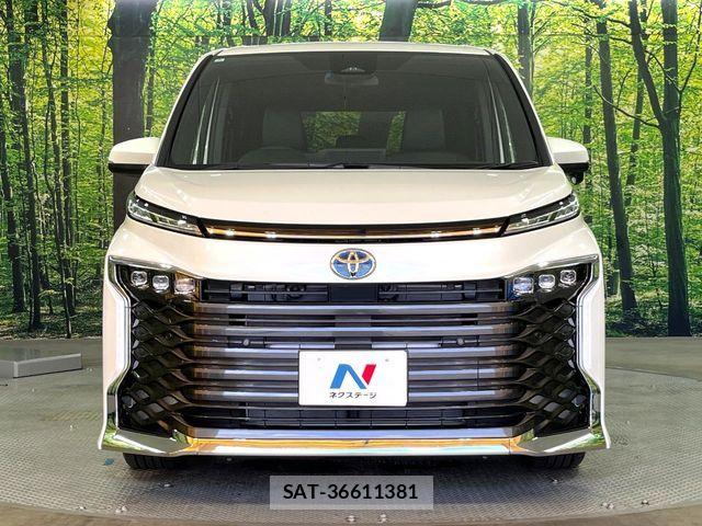 Toyota VOXY HYBRID 2025-07 8662355-14