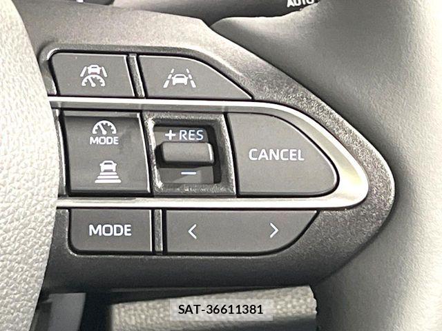 Toyota VOXY HYBRID 2025-07 8662355-4
