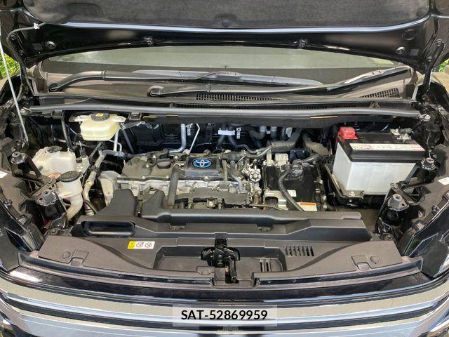 Toyota VOXY HYBRID 2024-01 8662353-18