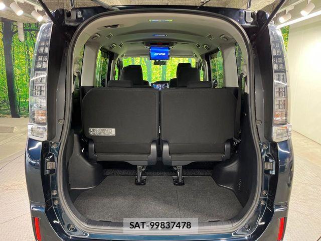 Toyota VOXY HYBRID 2014-09 8662367-10
