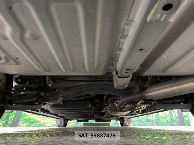 Toyota VOXY HYBRID 2014-09 8662367-19