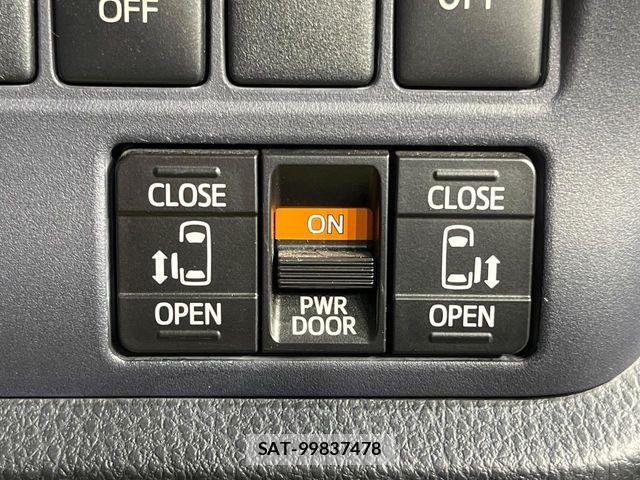 Toyota VOXY HYBRID 2014-09 8662367-2
