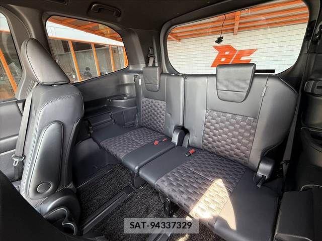 Toyota VOXY HYBRID 2023-01 8662358-20