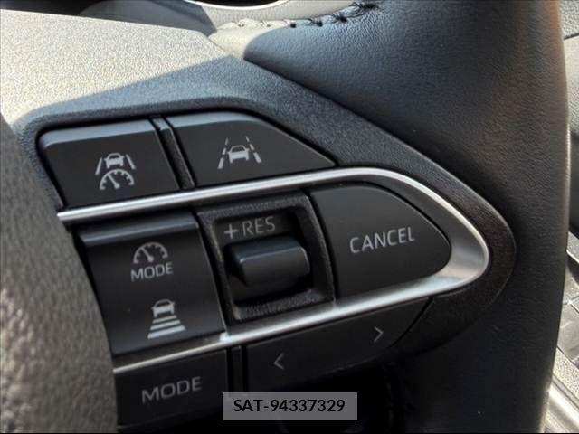 Toyota VOXY HYBRID 2023-01 8662358-27