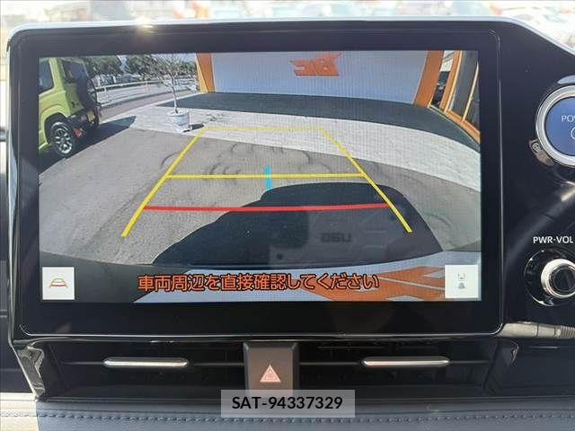 Toyota VOXY HYBRID 2023-01 8662358-3