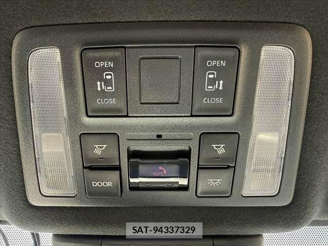 Toyota VOXY HYBRID 2023-01 8662358-5