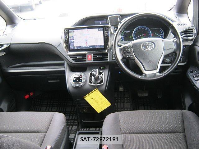 Toyota VOXY HYBRID 2016-02 8662374-1
