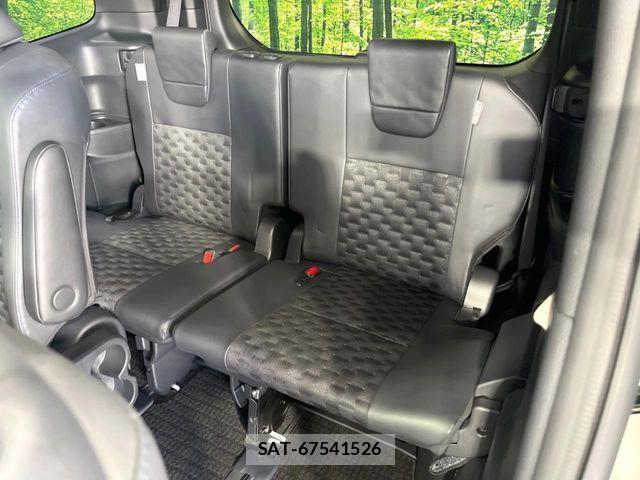 Toyota VOXY HYBRID 2025-03 8662345-9