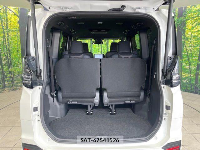 Toyota VOXY HYBRID 2025-03 8662345-10