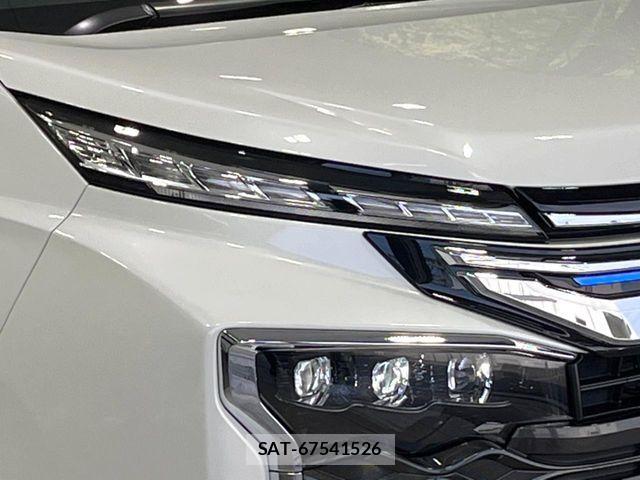 Toyota VOXY HYBRID 2025-03 8662345-12