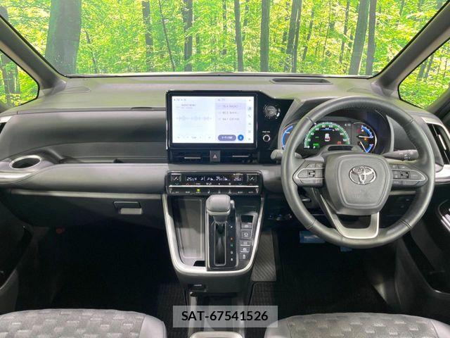 Toyota VOXY HYBRID 2025-03 8662345-1