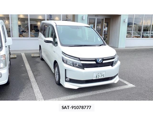 Toyota VOXY HYBRID 2014-07 8662376-0