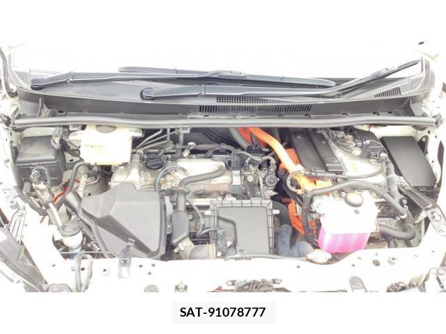 Toyota VOXY HYBRID 2014-07 8662376-8
