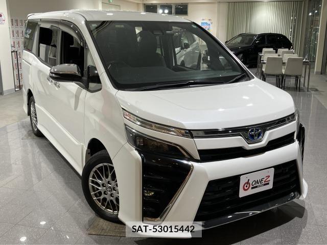 Toyota VOXY HYBRID 2021-11 8662360-9