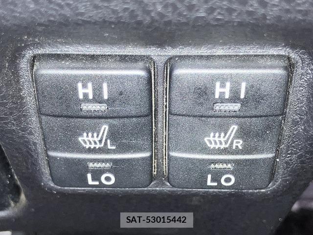 Toyota VOXY HYBRID 2021-11 8662360-5