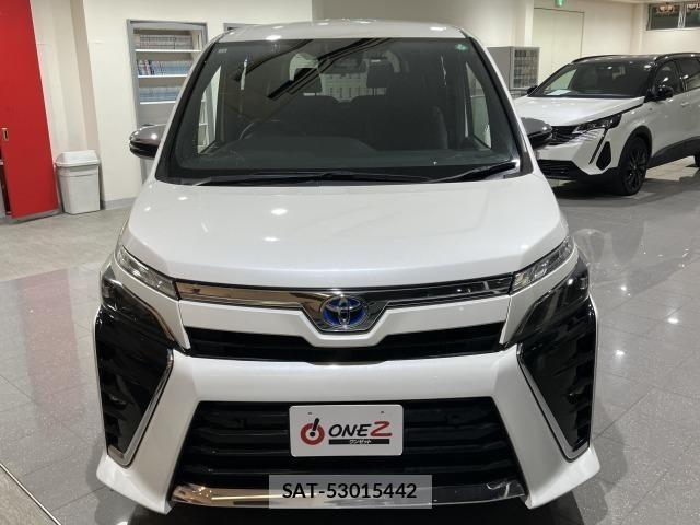Toyota VOXY HYBRID 2021-11 8662360-7