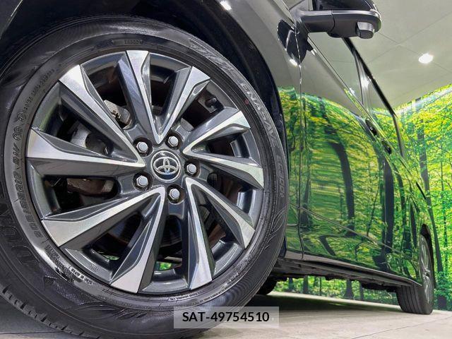 Toyota VOXY HYBRID 2022-12 8667129-13
