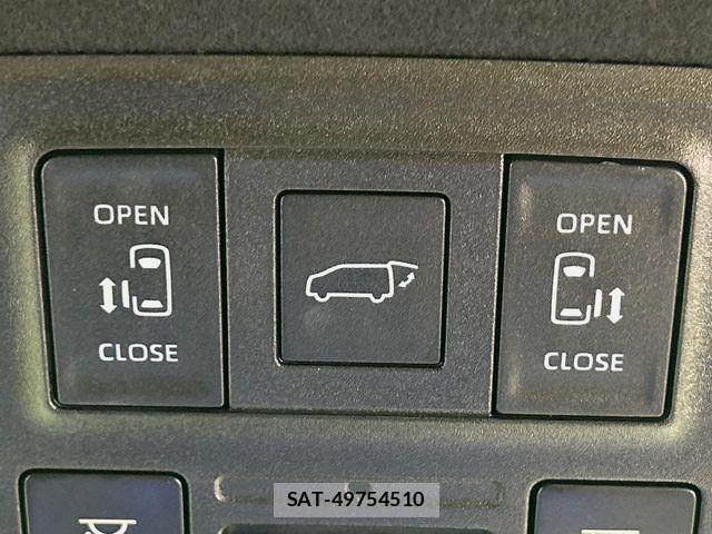 Toyota VOXY HYBRID 2022-12 8667129-3