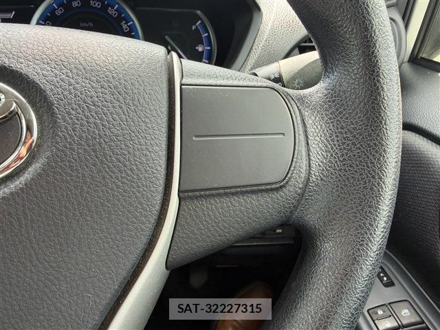Toyota VOXY HYBRID 2014-03 8662375-20