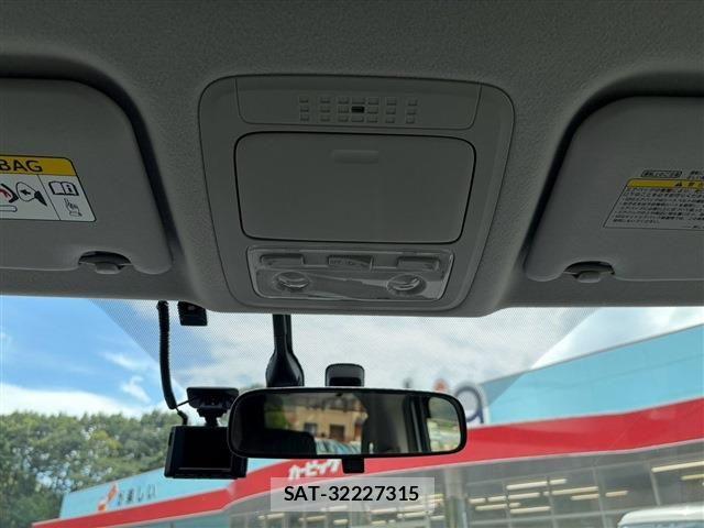 Toyota VOXY HYBRID 2014-03 8662375-28