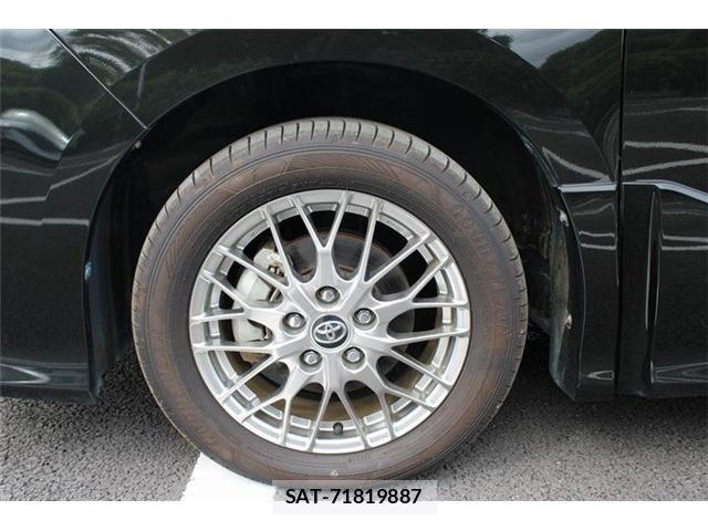 Toyota VOXY HYBRID 2018-12 8667134-22